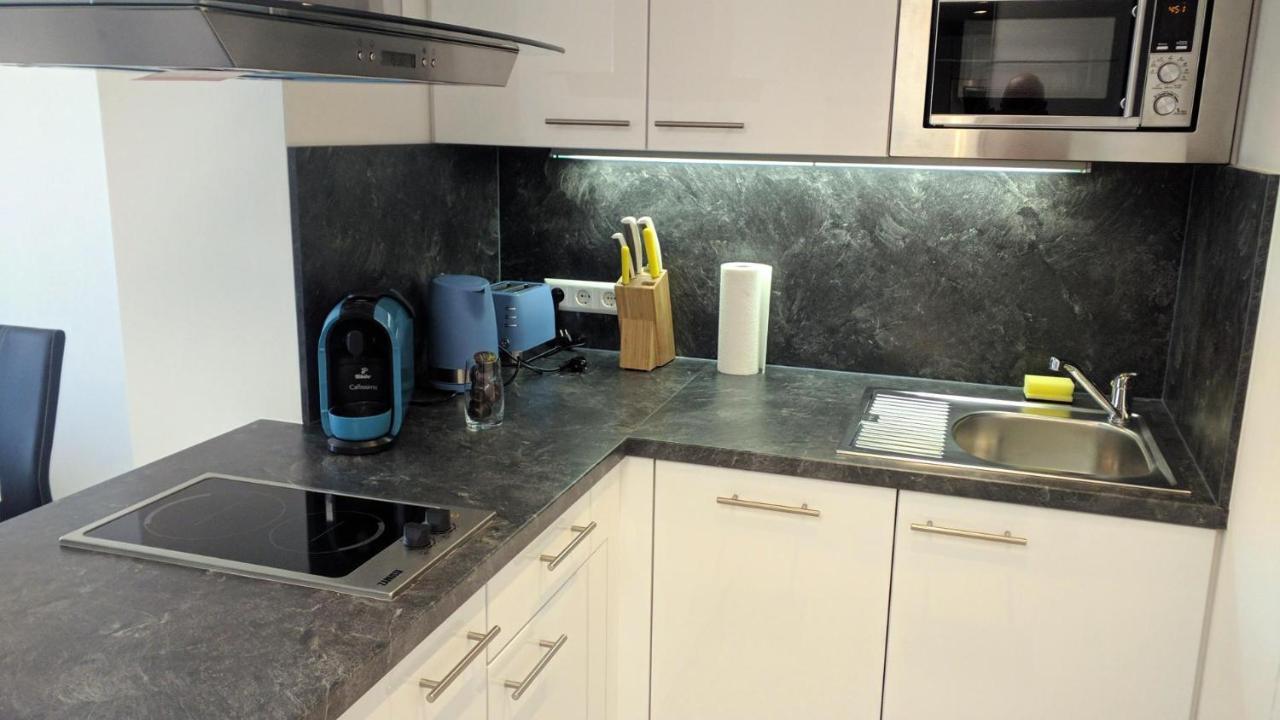101 Athen, Studio Apartment, 38M2 1-4 Pers Klagenfurt am Woerthersee Dış mekan fotoğraf