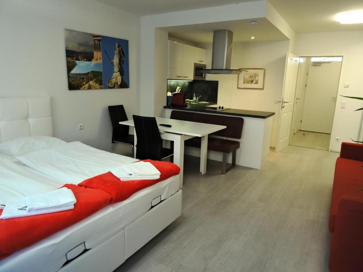 101 Athen, Studio Apartment, 38M2 1-4 Pers Klagenfurt am Woerthersee Dış mekan fotoğraf