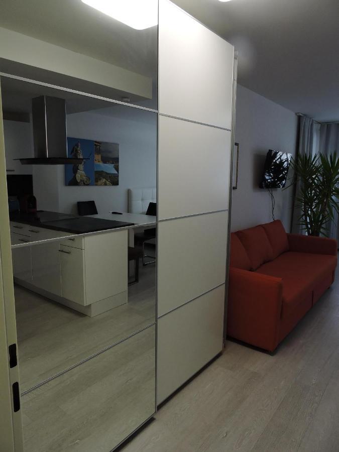101 Athen, Studio Apartment, 38M2 1-4 Pers Klagenfurt am Woerthersee Dış mekan fotoğraf