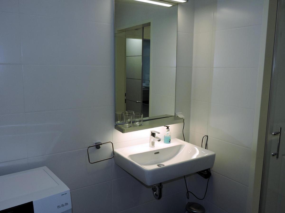 101 Athen, Studio Apartment, 38M2 1-4 Pers Klagenfurt am Woerthersee Dış mekan fotoğraf