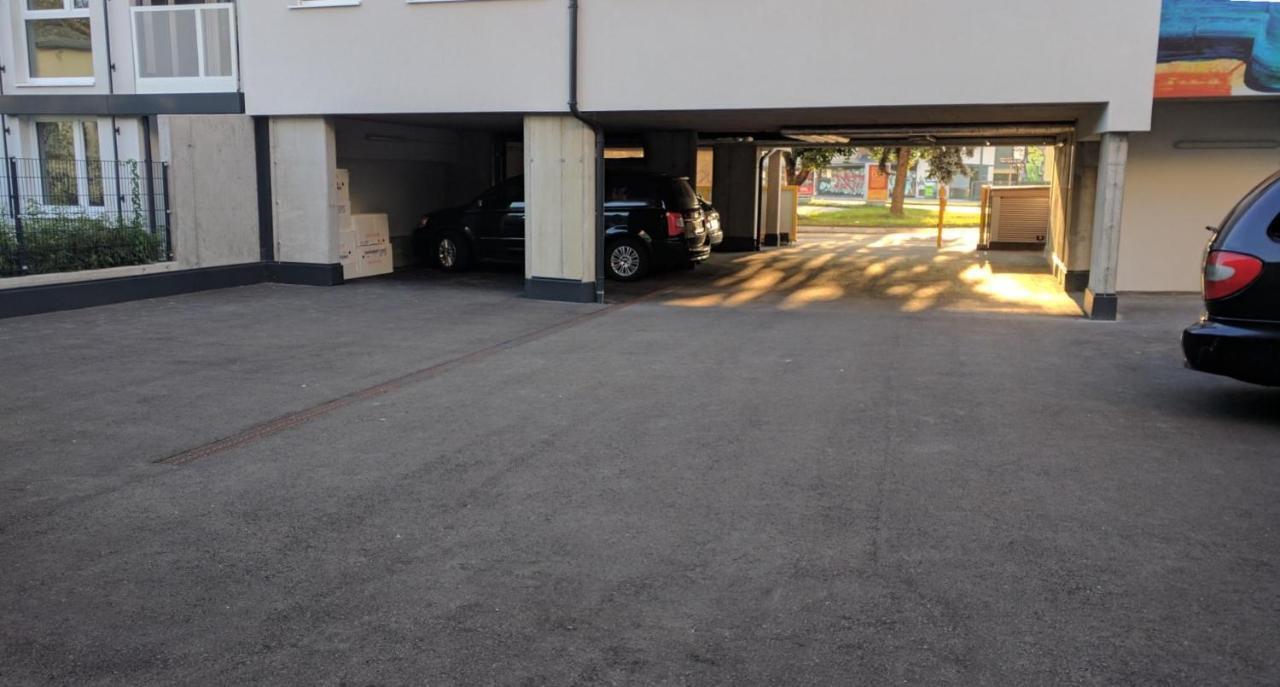 101 Athen, Studio Apartment, 38M2 1-4 Pers Klagenfurt am Woerthersee Dış mekan fotoğraf