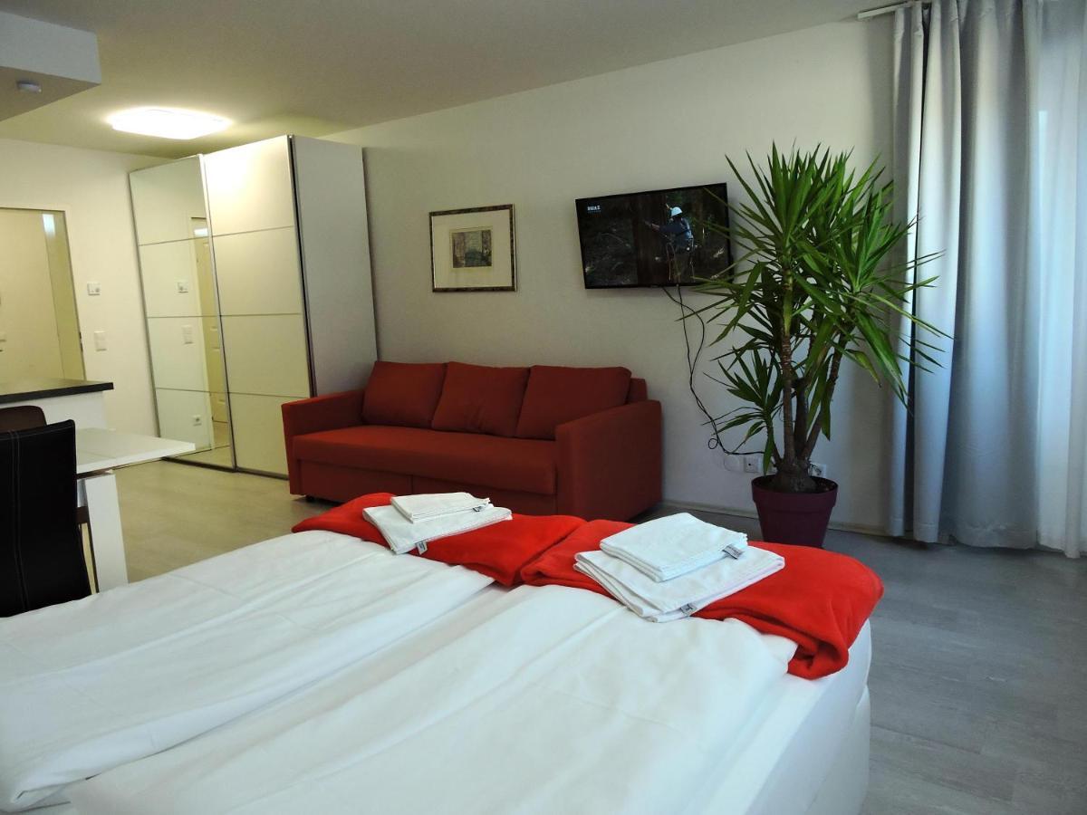 101 Athen, Studio Apartment, 38M2 1-4 Pers Klagenfurt am Woerthersee Dış mekan fotoğraf