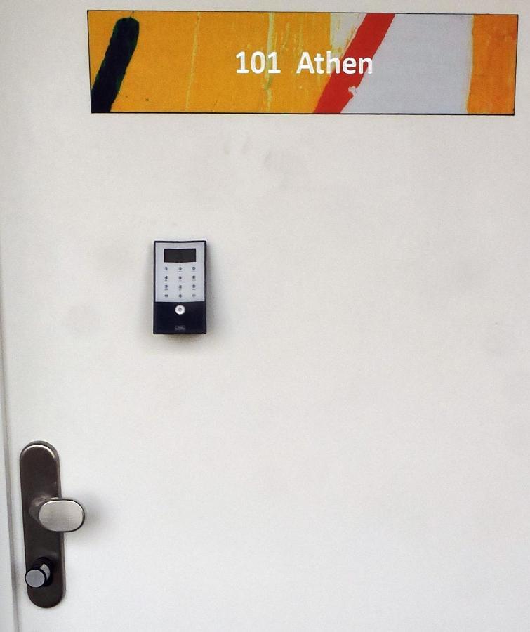 101 Athen, Studio Apartment, 38M2 1-4 Pers Klagenfurt am Woerthersee Dış mekan fotoğraf