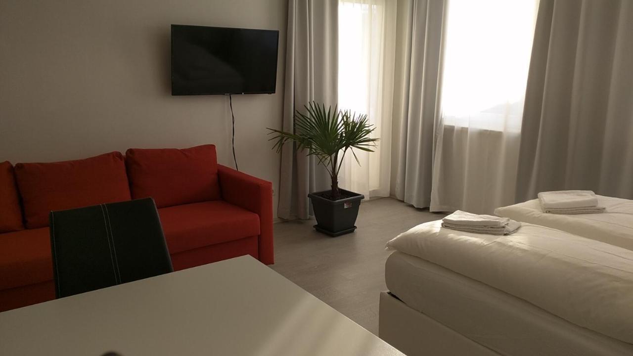 101 Athen, Studio Apartment, 38M2 1-4 Pers Klagenfurt am Woerthersee Dış mekan fotoğraf
