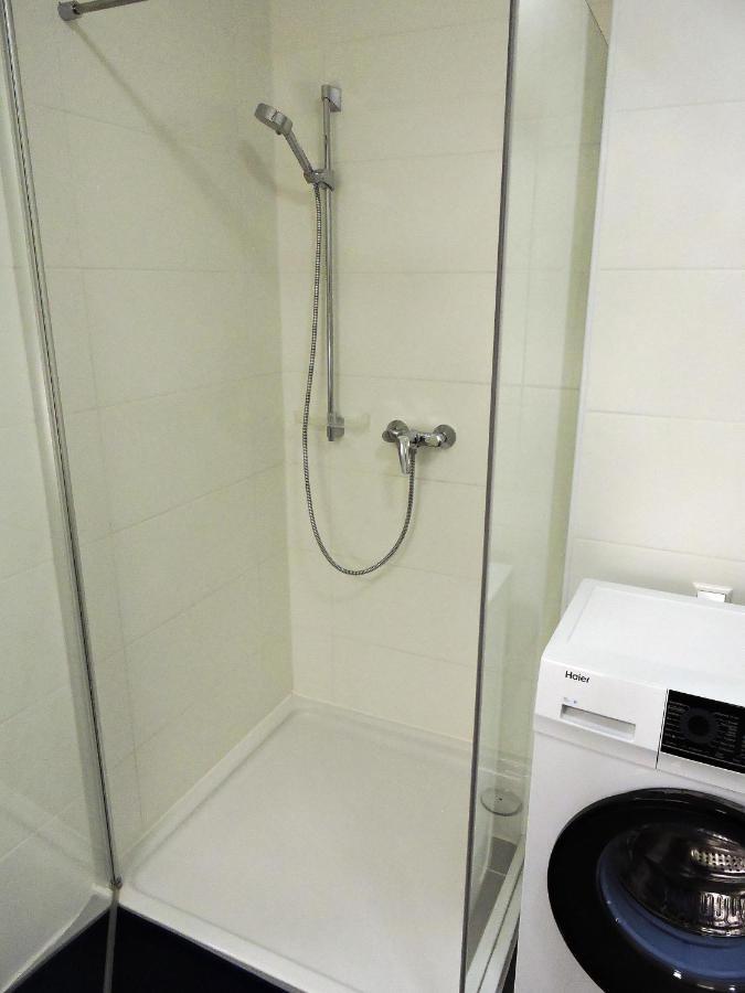 101 Athen, Studio Apartment, 38M2 1-4 Pers Klagenfurt am Woerthersee Dış mekan fotoğraf